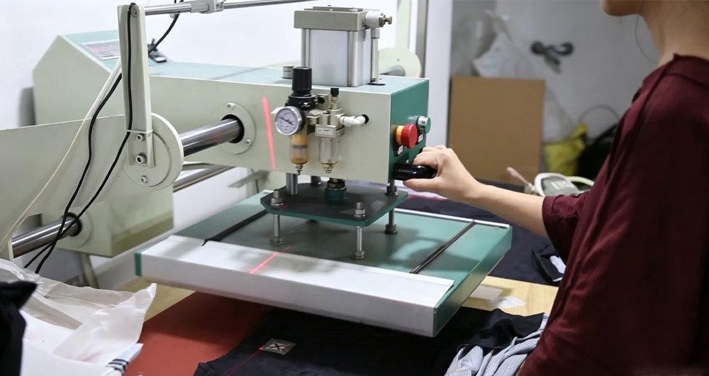 Yongrui Custom Beach Shorts Manufacturer Technical Crafts